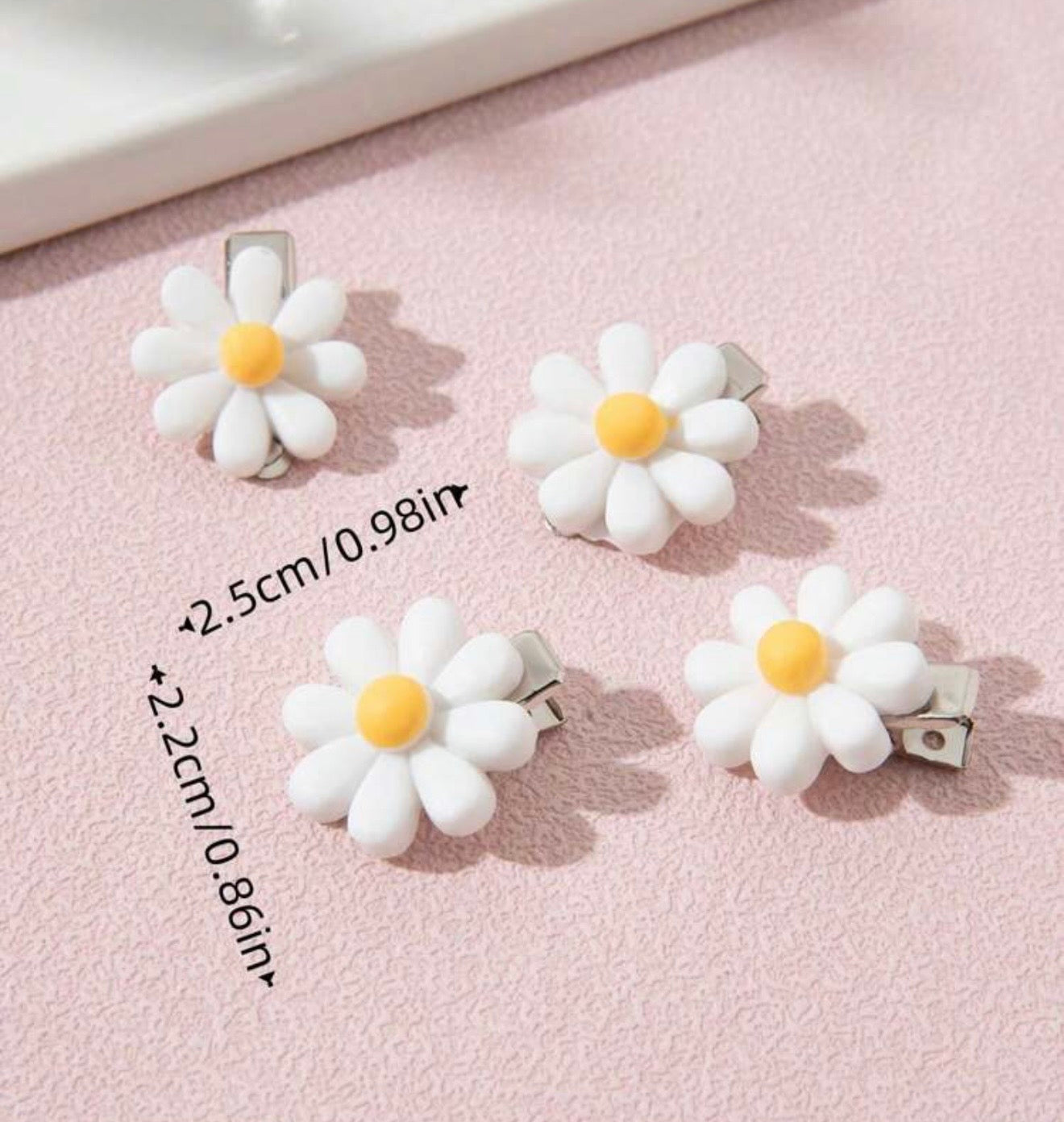 Mini Daisy Clips